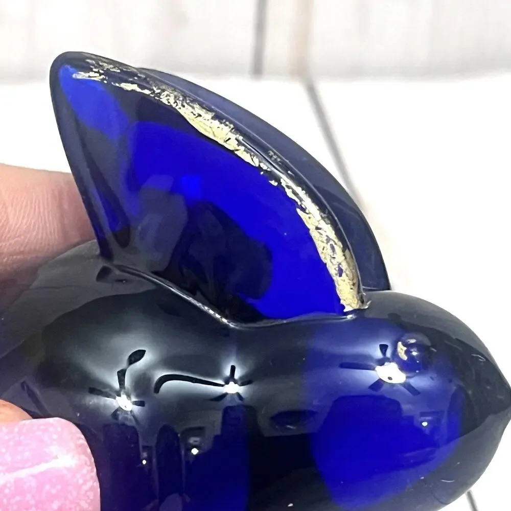 Oneida Cobalt Blue Crystal Glass Bunny Rabbit Paperweight Vintage Fig **chipped